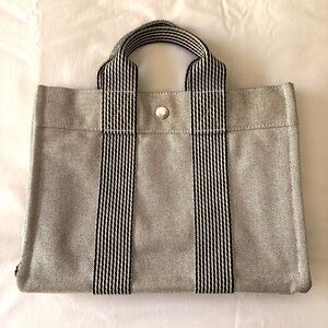 HERMES Canvas Fourre-Tout Tote Bag